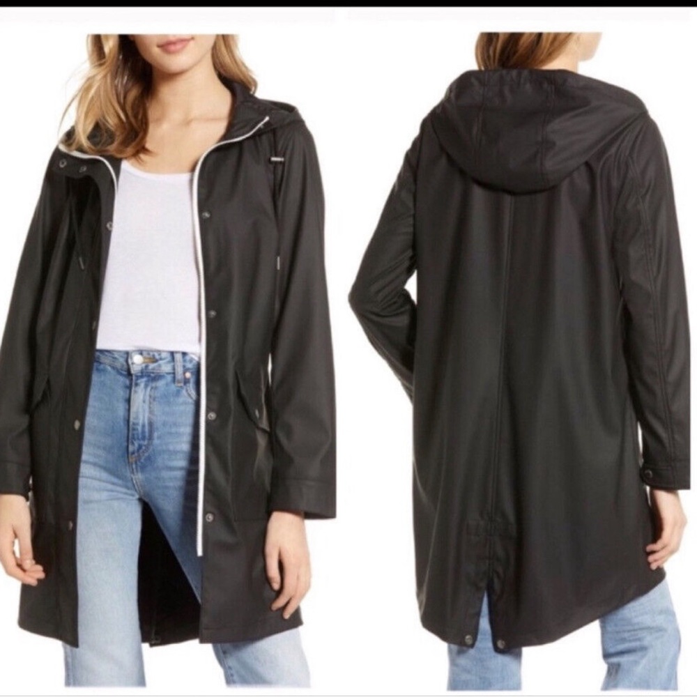 NWOT LEVI’S Rain Hooded Parka